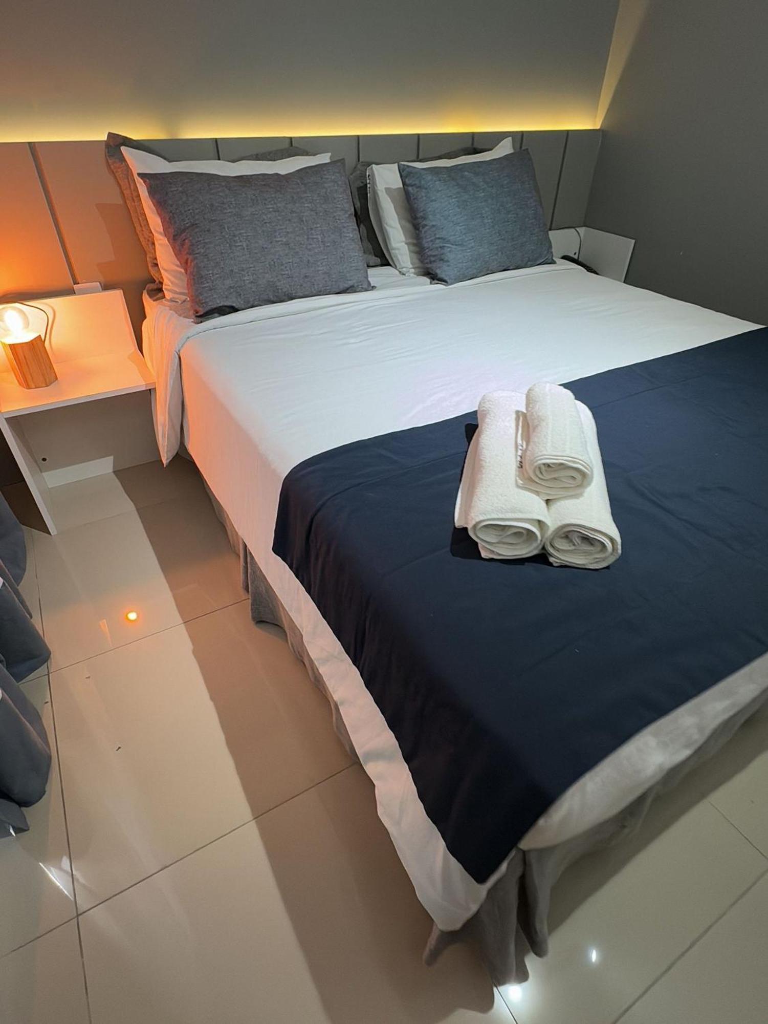 Hihome - Royale Samba